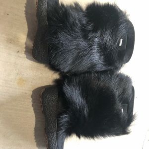 Women’s Oscar fur boots-SZ 36